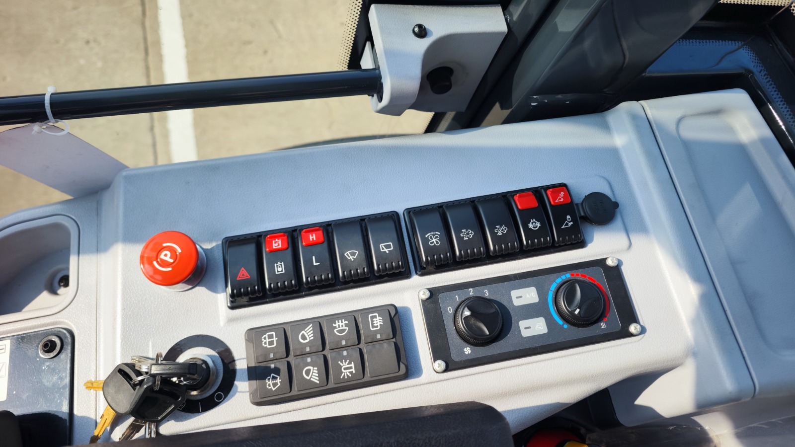 Radlader SHANTUI LH18-M