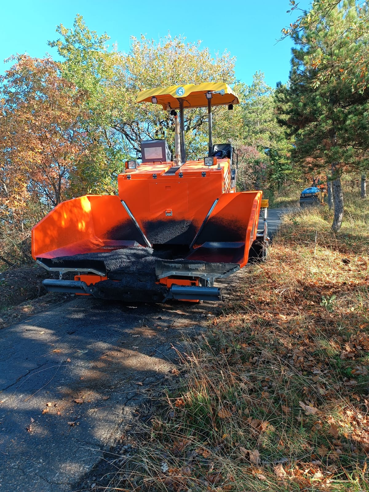 Asphaltfertiger CM F450W