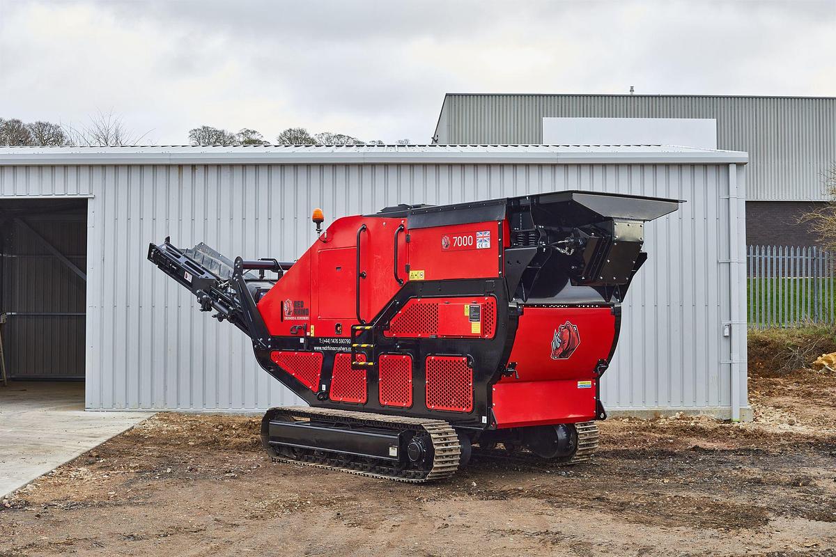 2023 RED RHINO 7000 PLUS