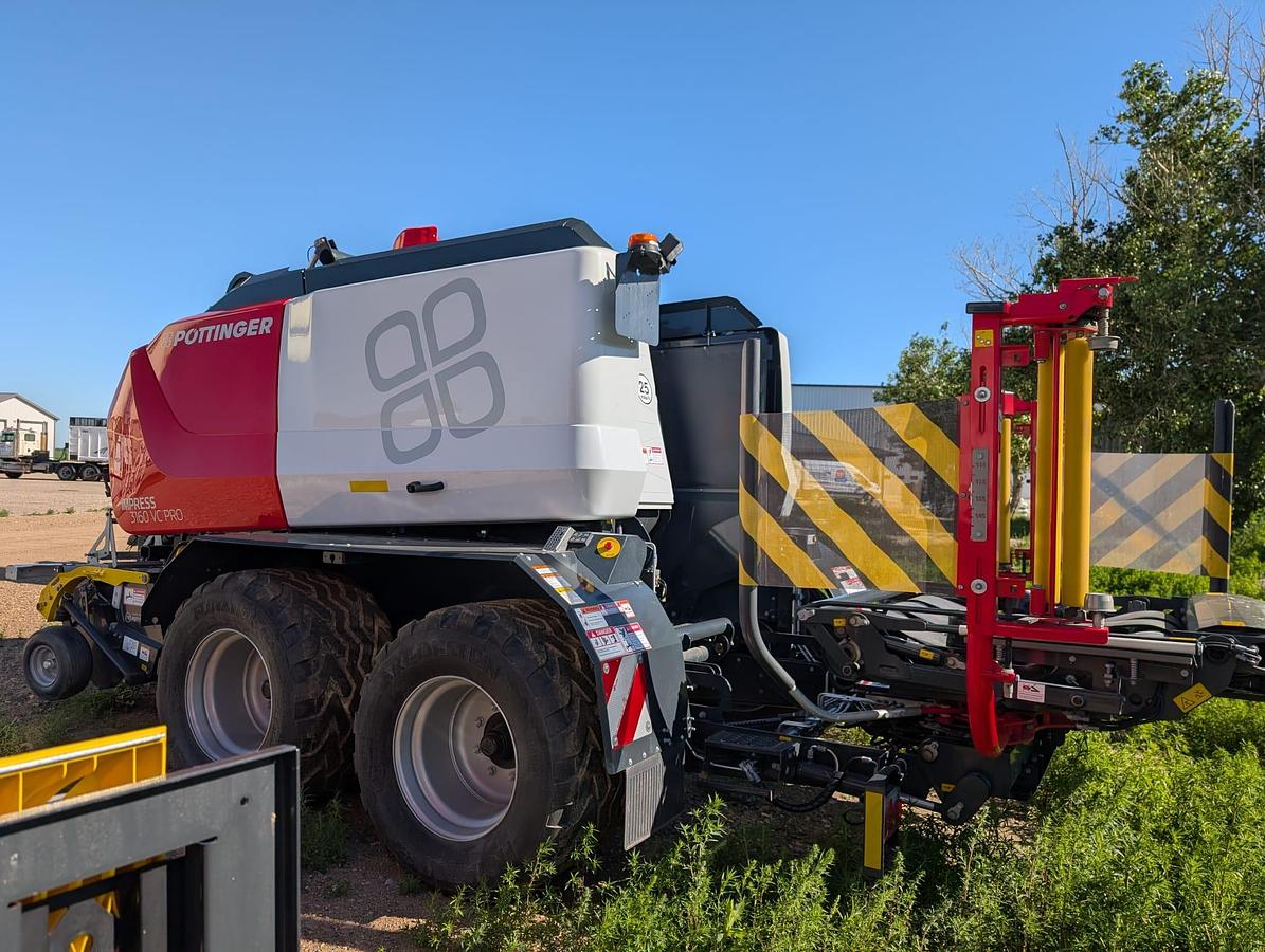 Used 2025 Pottinger Impress 3160 VC Pro