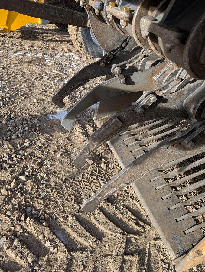 Used 2023 Elho 550 Scorpio Rock Picker C/w Sieve kit)