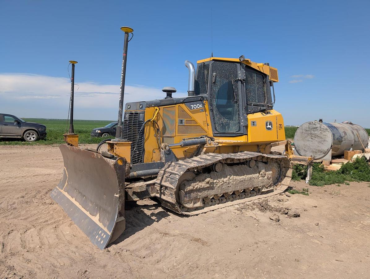 Used 2012 DEERE 700K