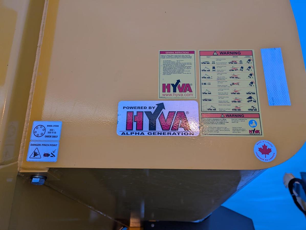 Used 2024 Bearclaw 40T Construction Trailer