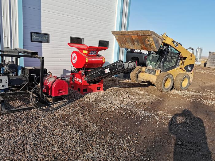 2021 Red Rhino 2000