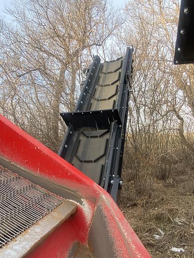 Used 2023 RED RHINO 3-WAY SCREEN