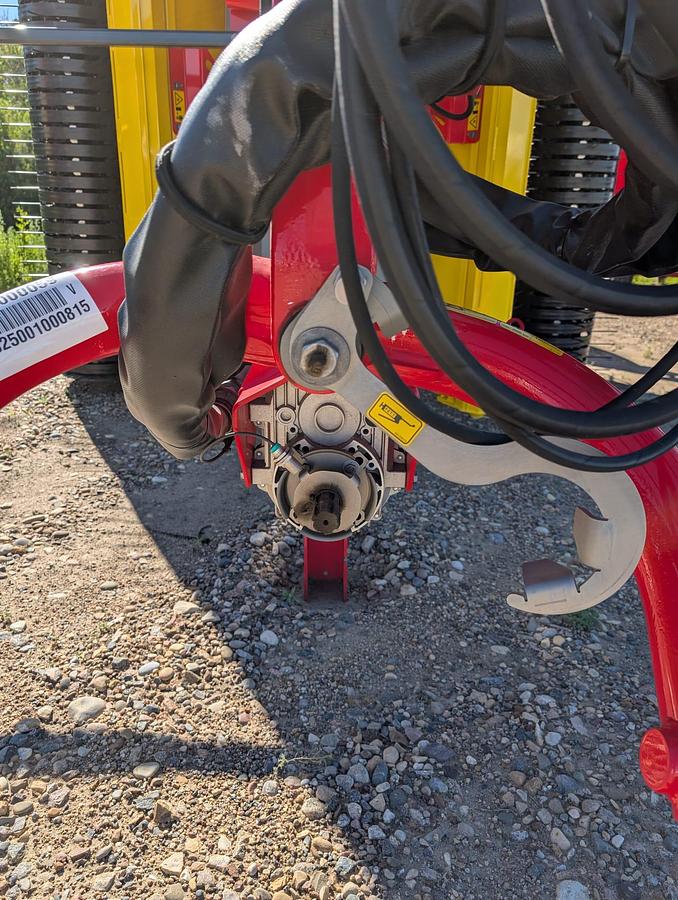 2025 Pottinger Mergento VT 9220