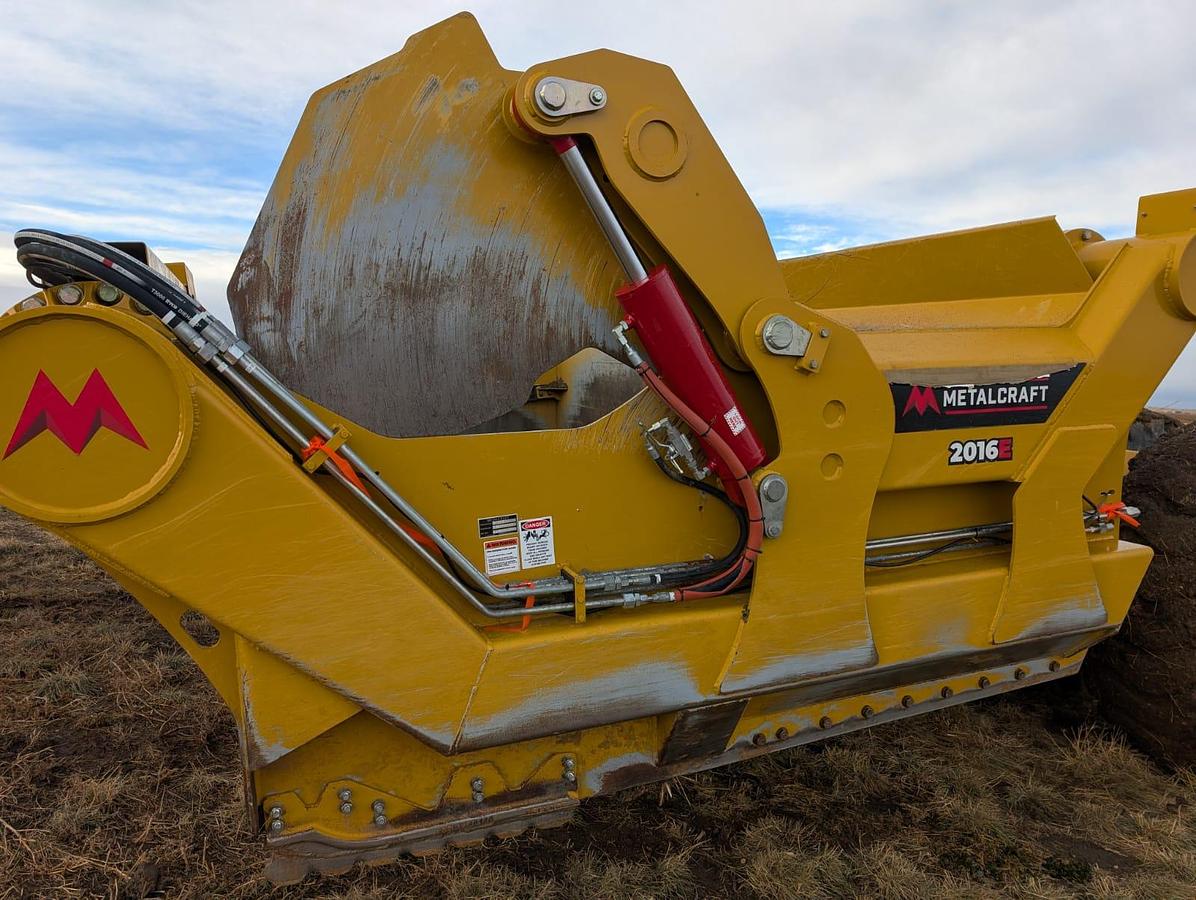 Used 2023 METALCRAFT 2016E