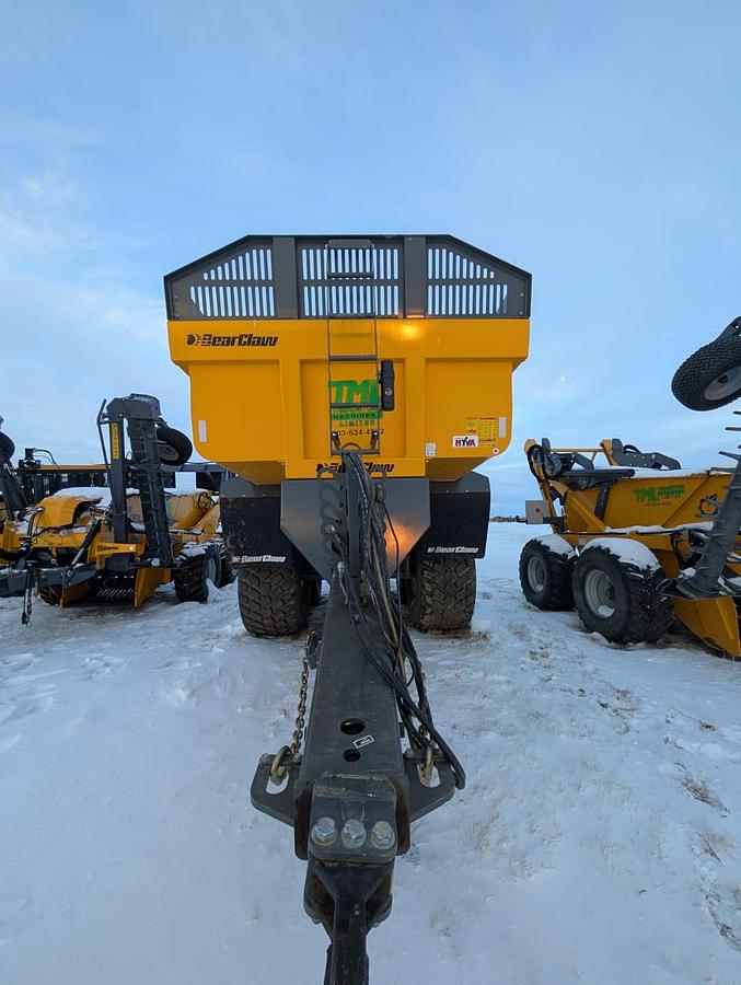 Used 2024 Bearclaw 40T Construction Trailer