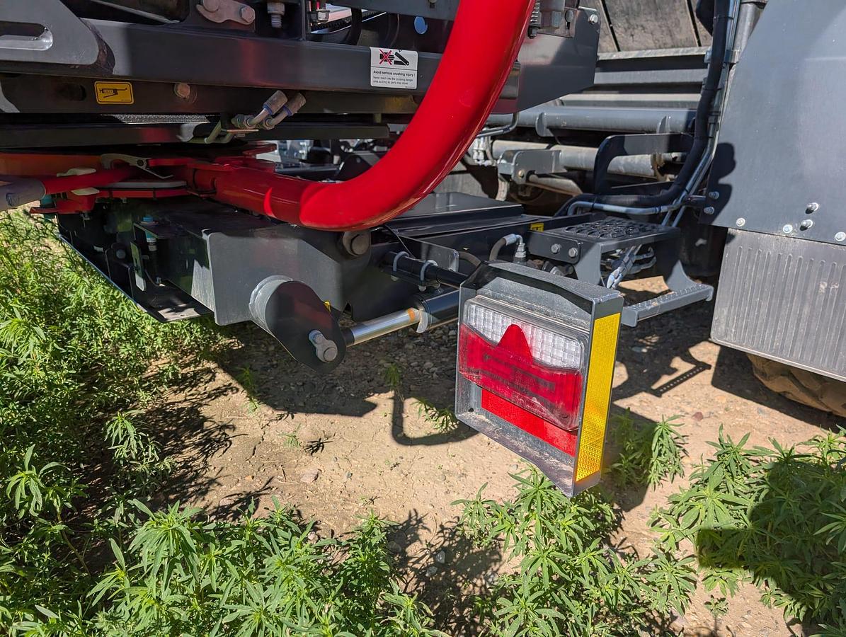 Used 2025 Pottinger Impress 3160 VC Pro