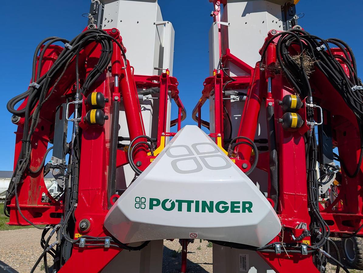 2025 Pottinger Mergento VT 9220
