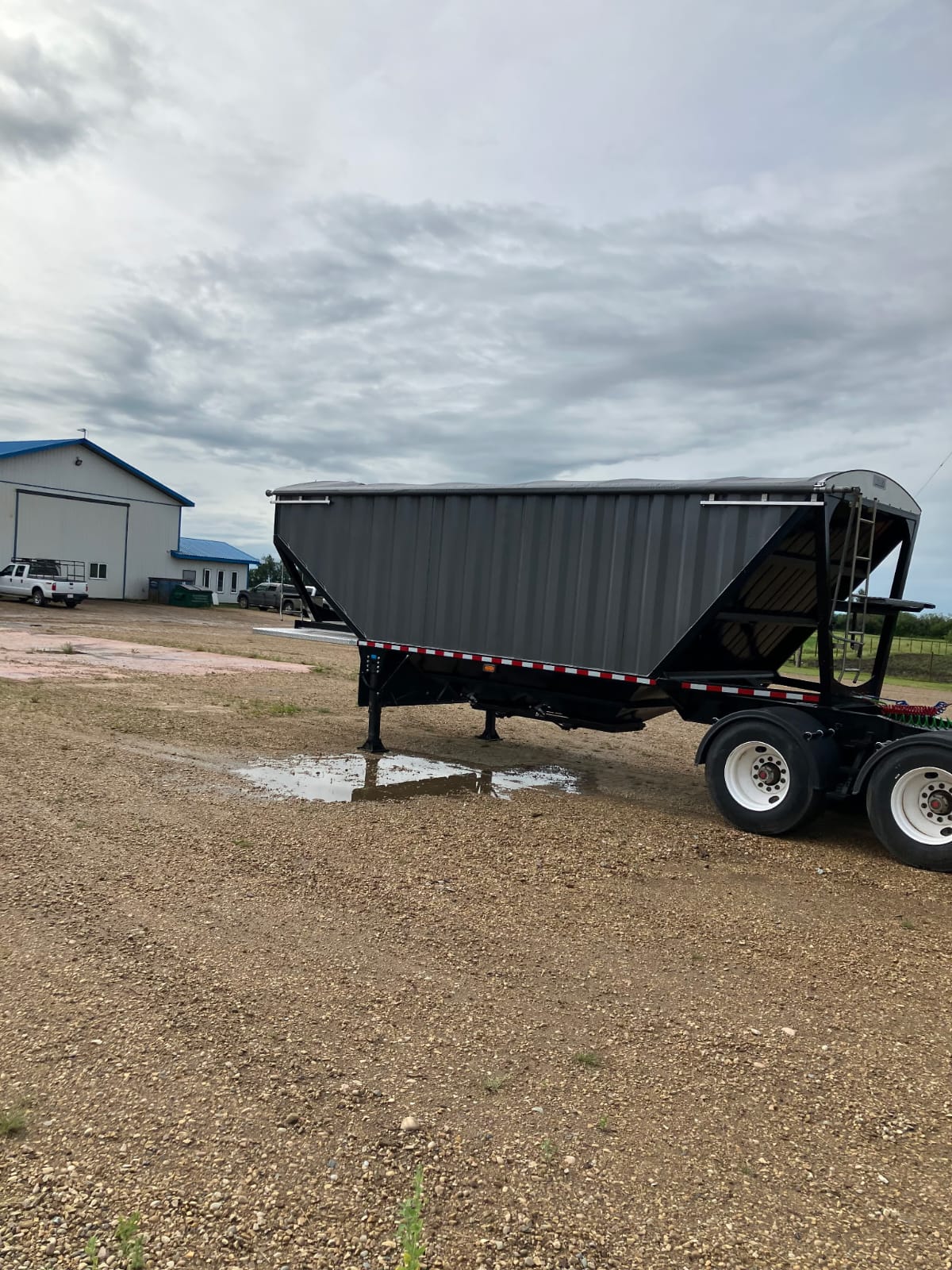 Refurbished 2026 Custom Built Super B Grain Trailer