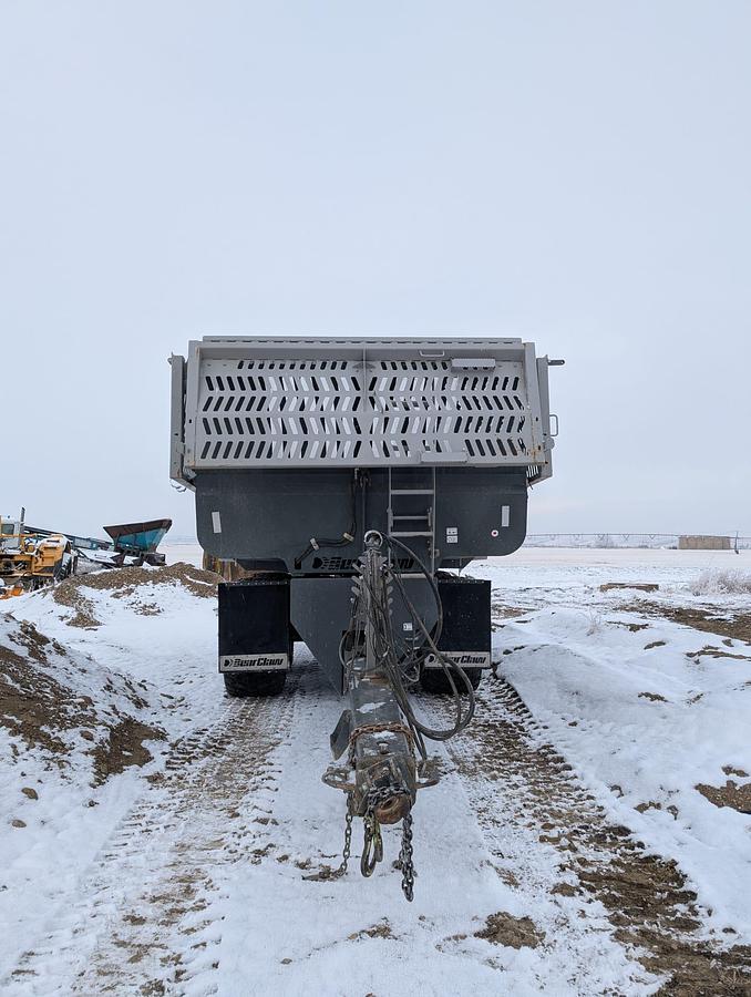 Used 2023 Bearclaw 1440 Silage Cargo Wagon
