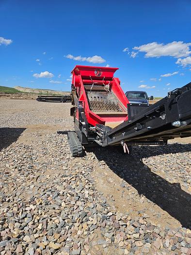 Used 2023 RED RHINO 3-Way Screener