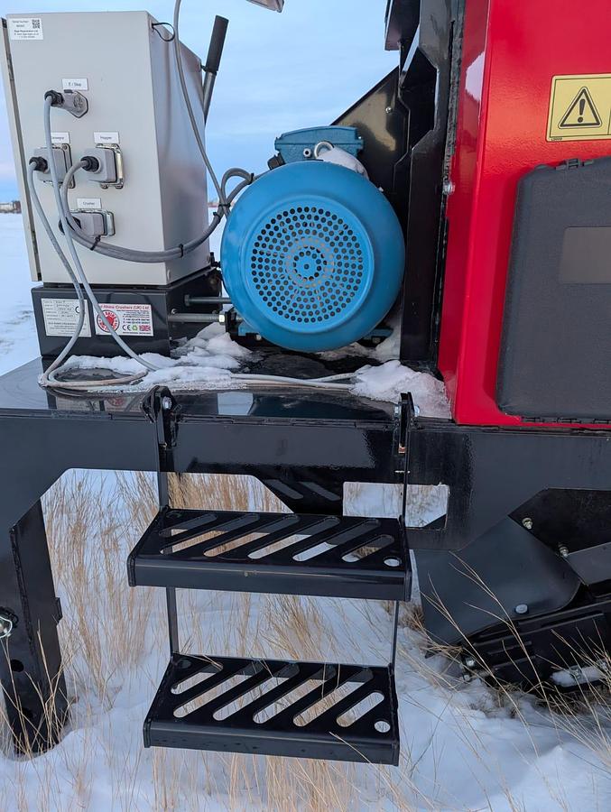 Used 2022 RED RHINO 5000 Static Electric