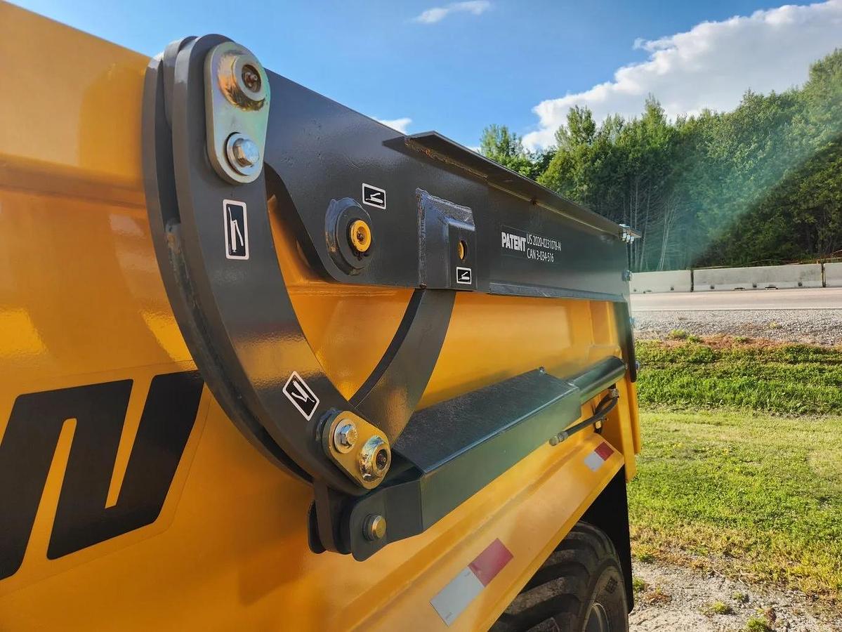 2025 Bearclaw 15T Construction Trailer