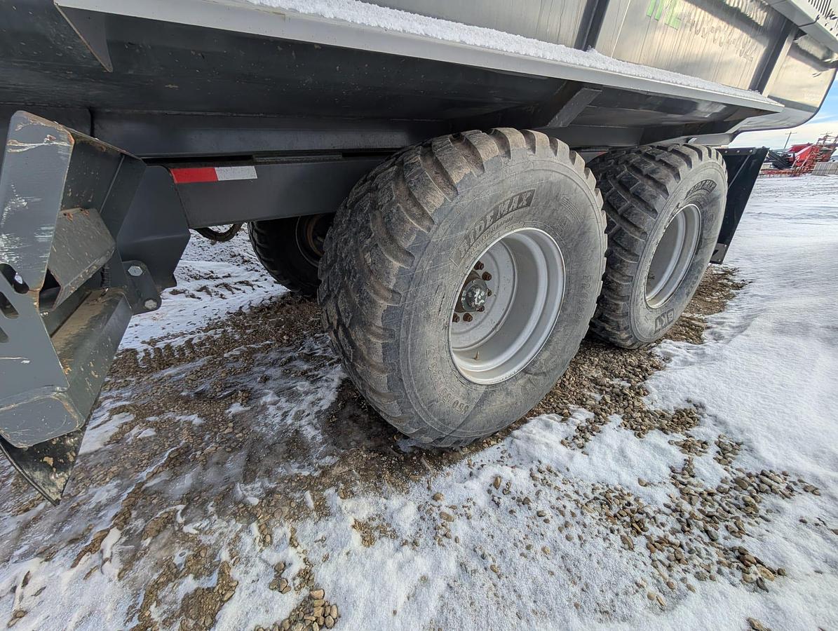 Used 2023 Bearclaw 1440 Silage Cargo Wagon