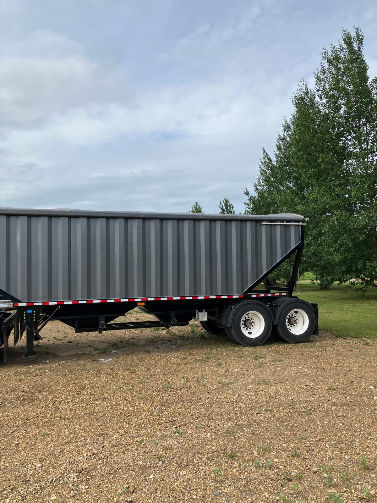Refurbished 2026 Custom Built Super B Grain Trailer