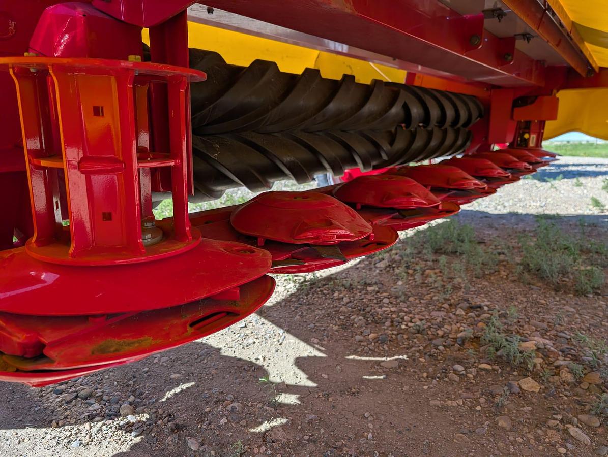 Used 2025 Pottinger NOVACAT 3507 T