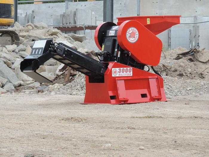 2021 RED RHINO 3000 Plus