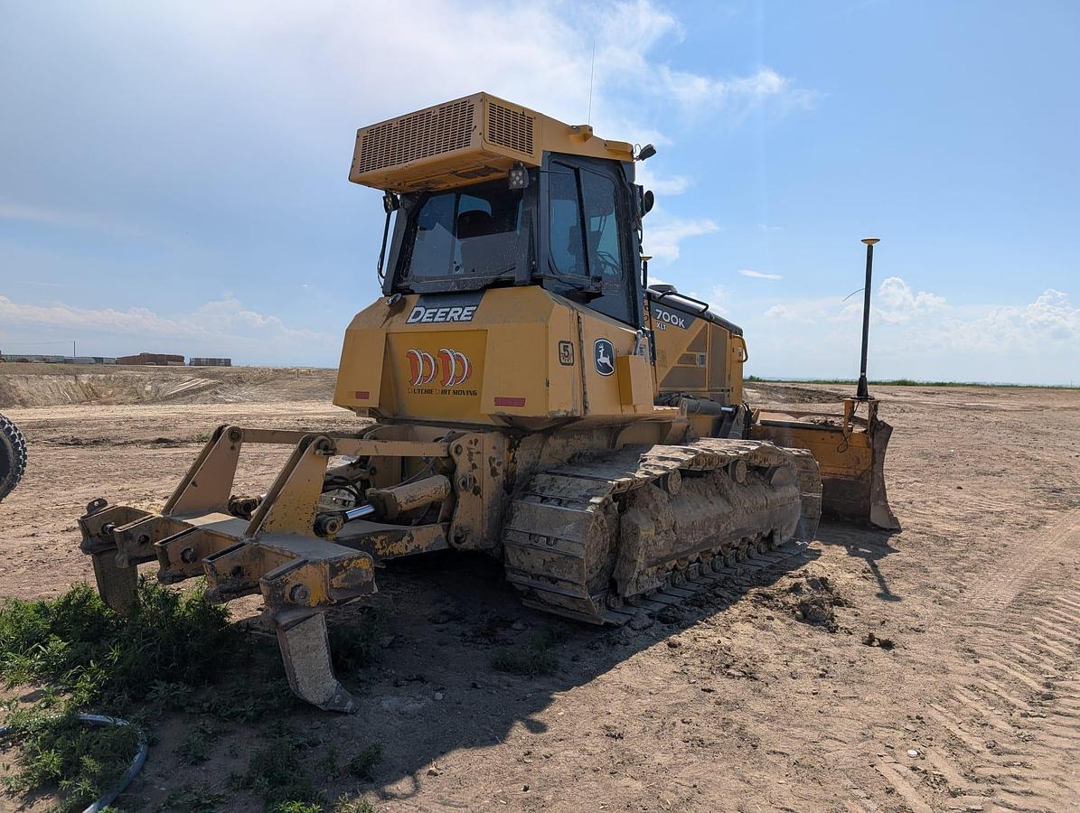Used 2012 DEERE 700K