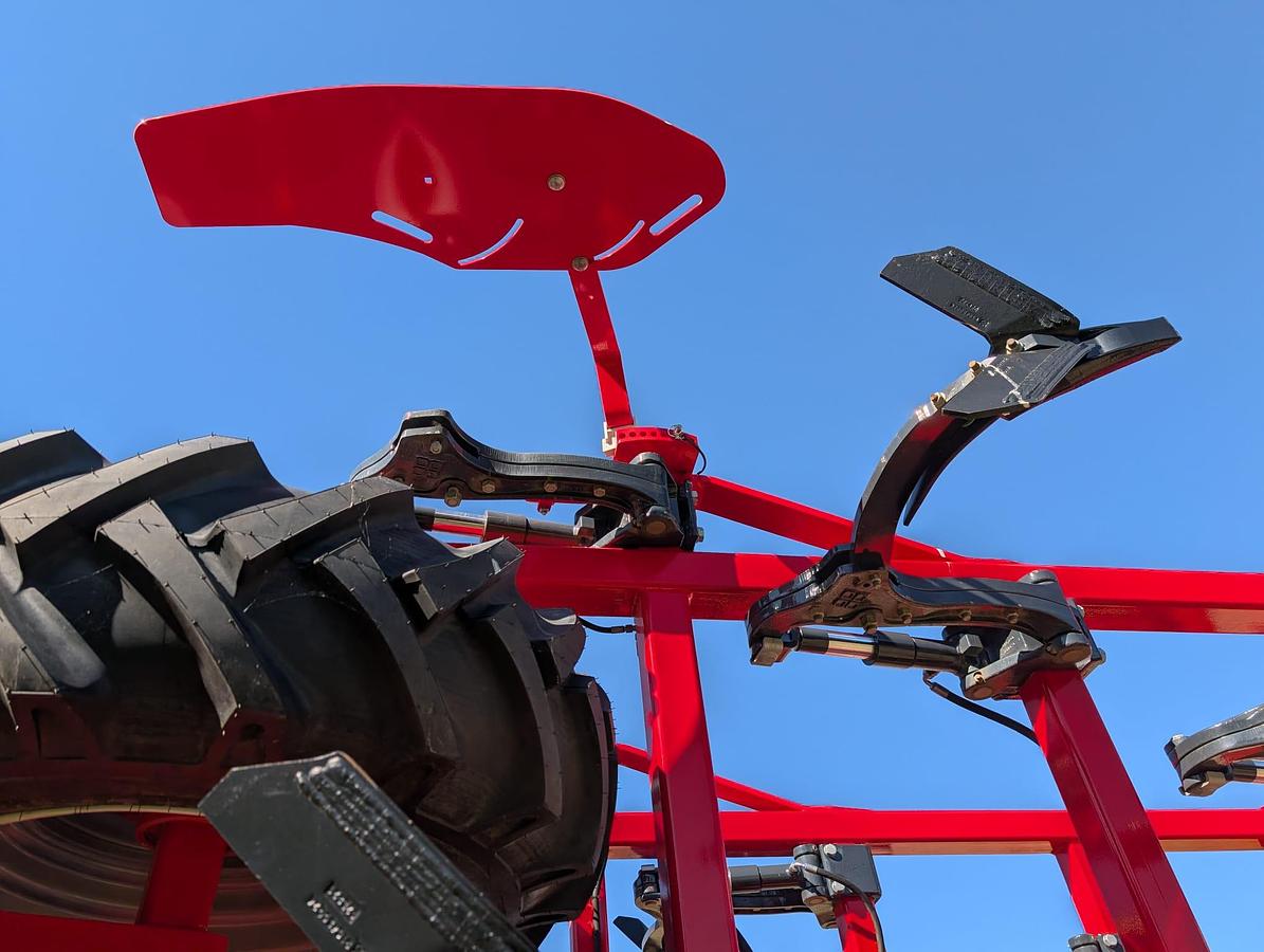 2025 Pottinger Terria 6040