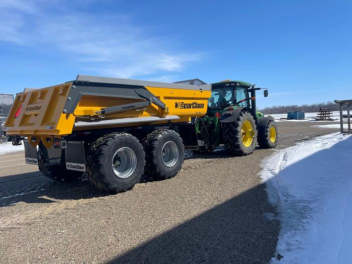 Used 2024 Bearclaw 40T Construction Trailer