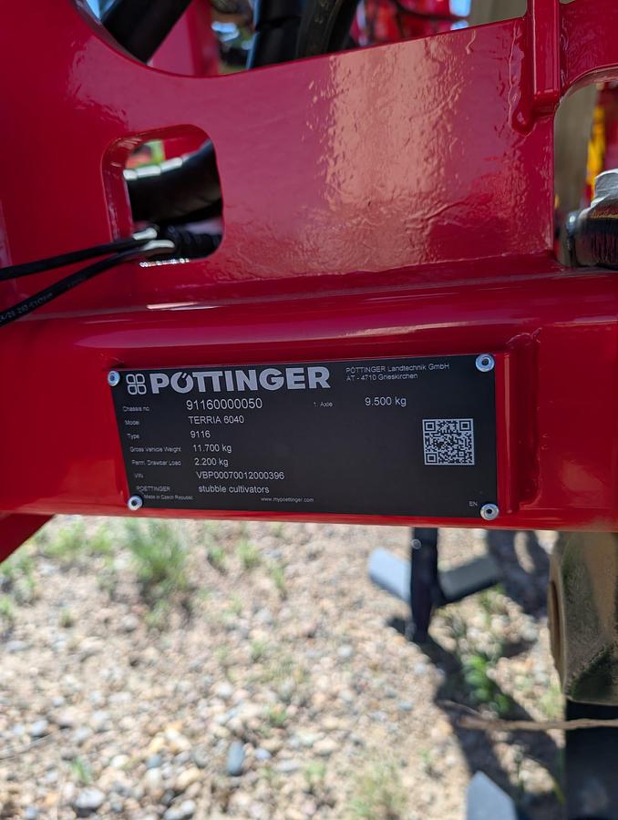 2025 Pottinger Terria 6040