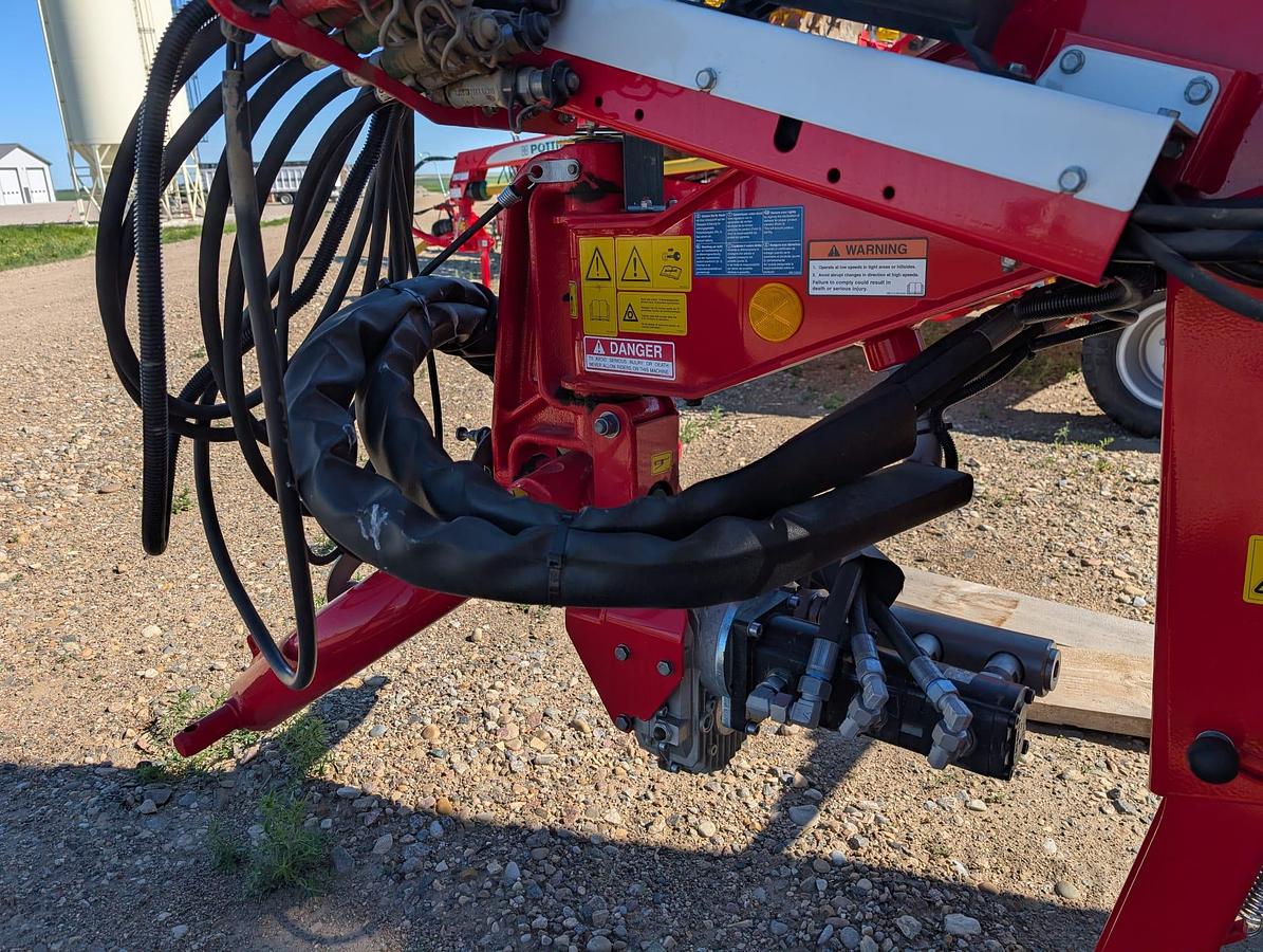 2025 Pottinger Mergento VT 9220