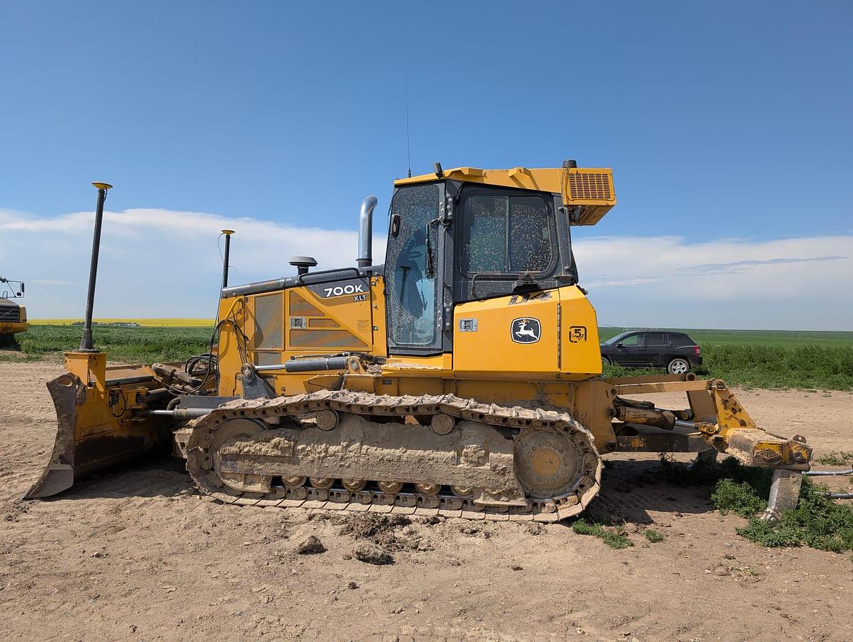 Used 2012 DEERE 700K