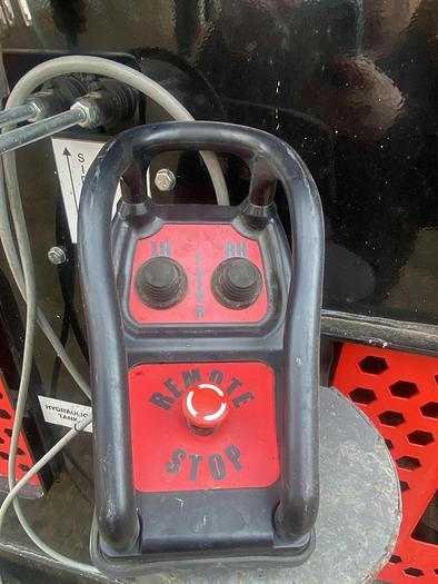 Used 2023 RED RHINO 3-WAY SCREEN