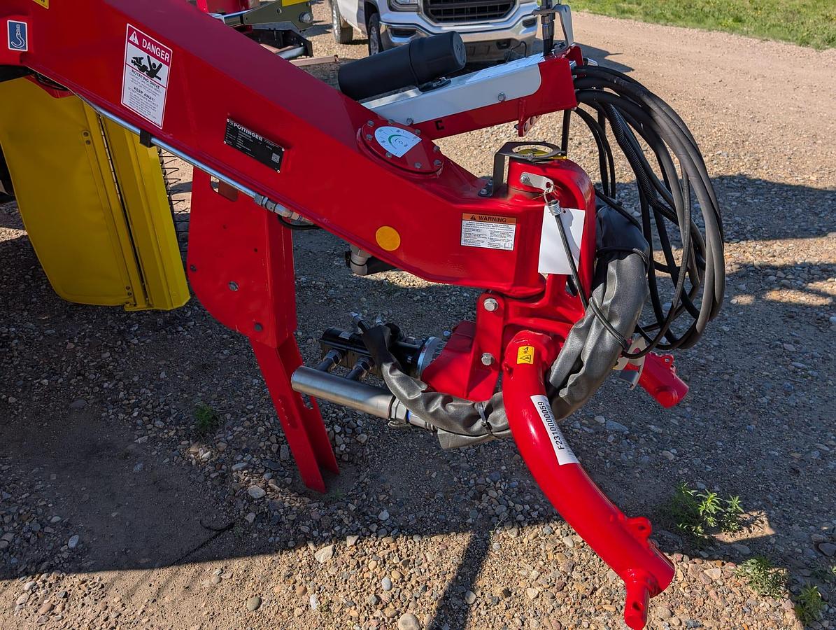 2025 Pottinger Mergento VT 9220