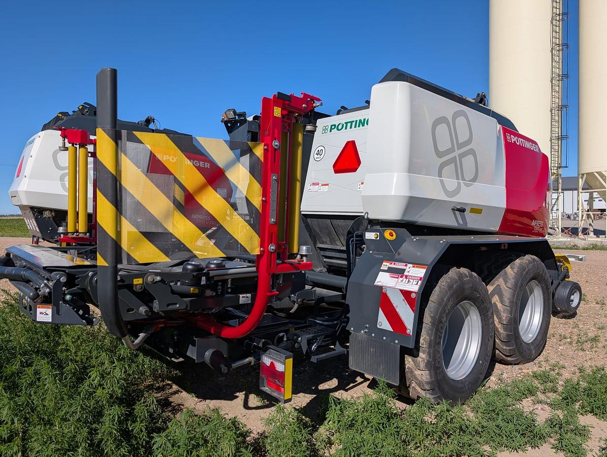 Used 2025 Pottinger Impress 3160 VC Pro