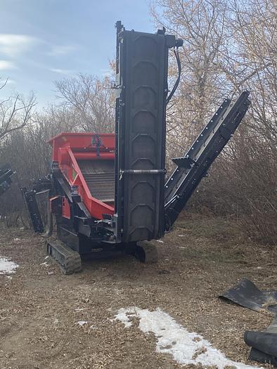 Used 2023 RED RHINO 3-WAY SCREEN