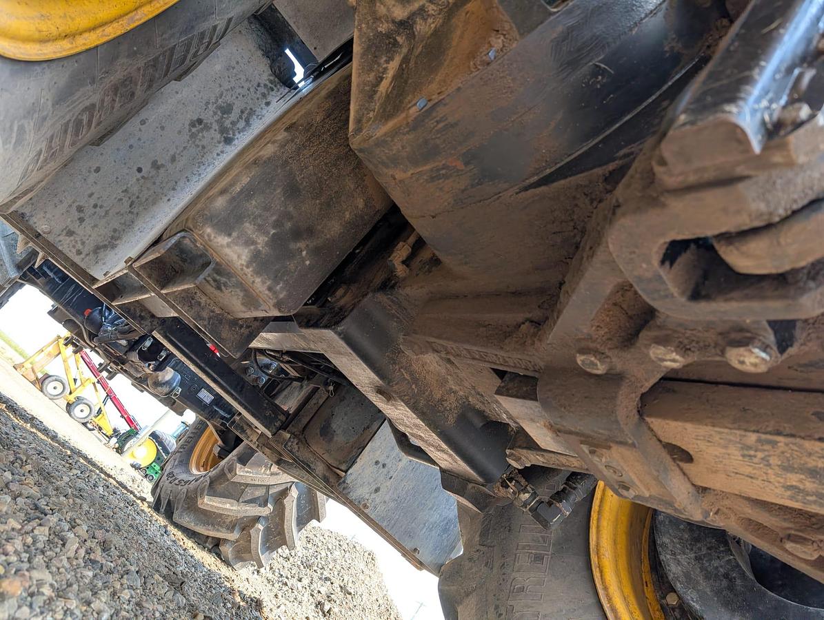Used Versatile 310 MFWD