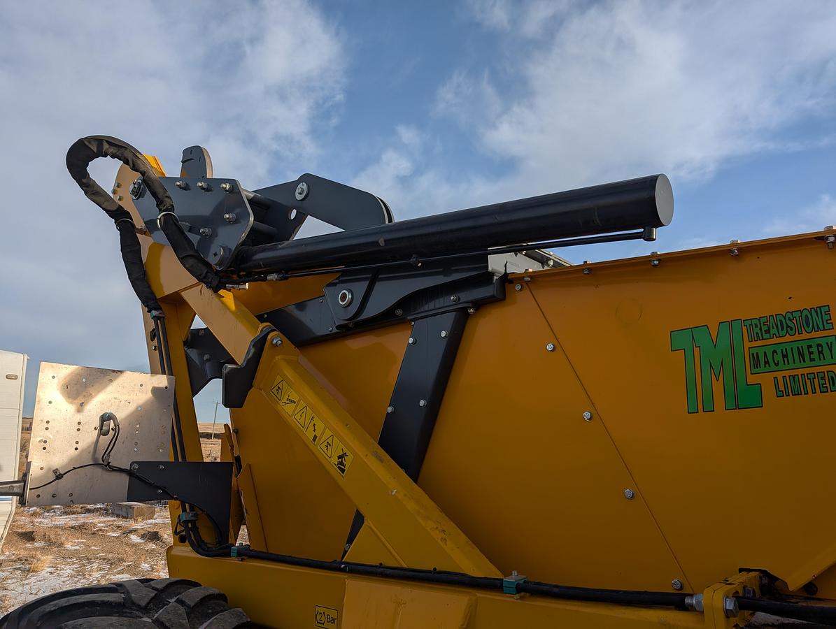 Used 2023 Elho 550 Scorpio Rock Picker C/w Sieve kit)