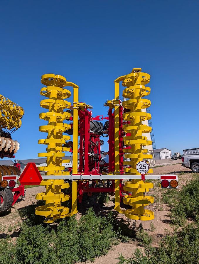 2025 Pottinger Terria 6040