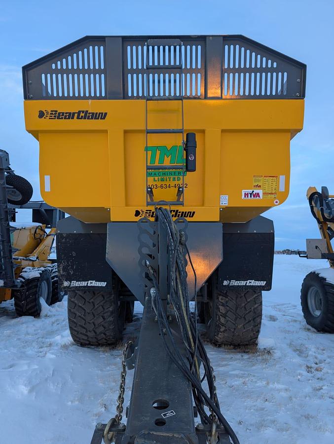 Used 2024 Bearclaw 40T Construction Trailer