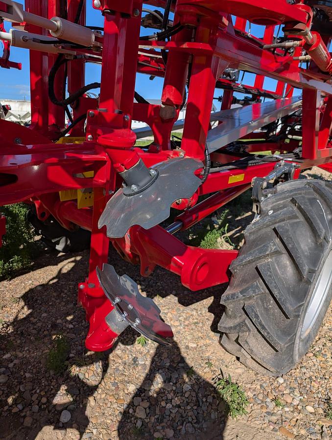 2025 Pottinger Terria 6040