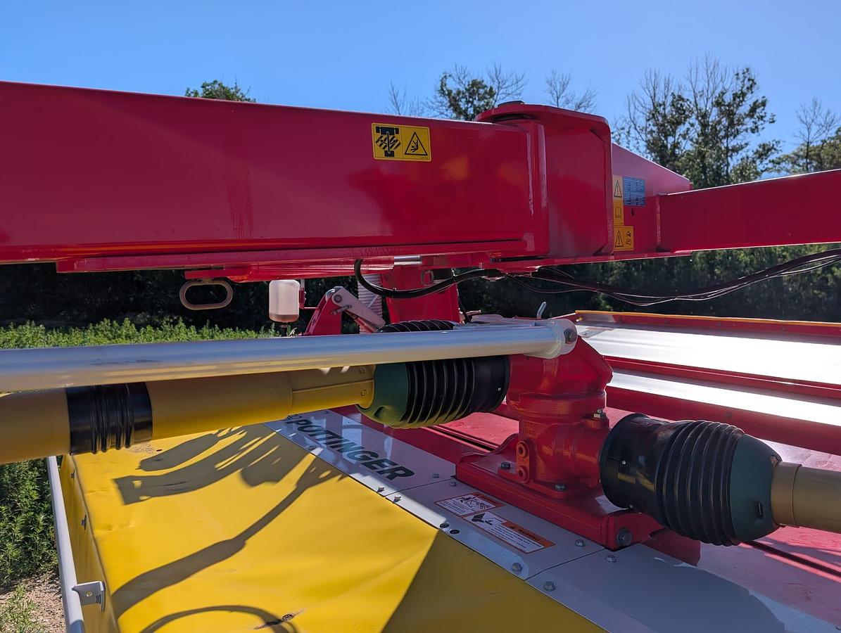 Used 2025 Pottinger NOVACAT 3507 T