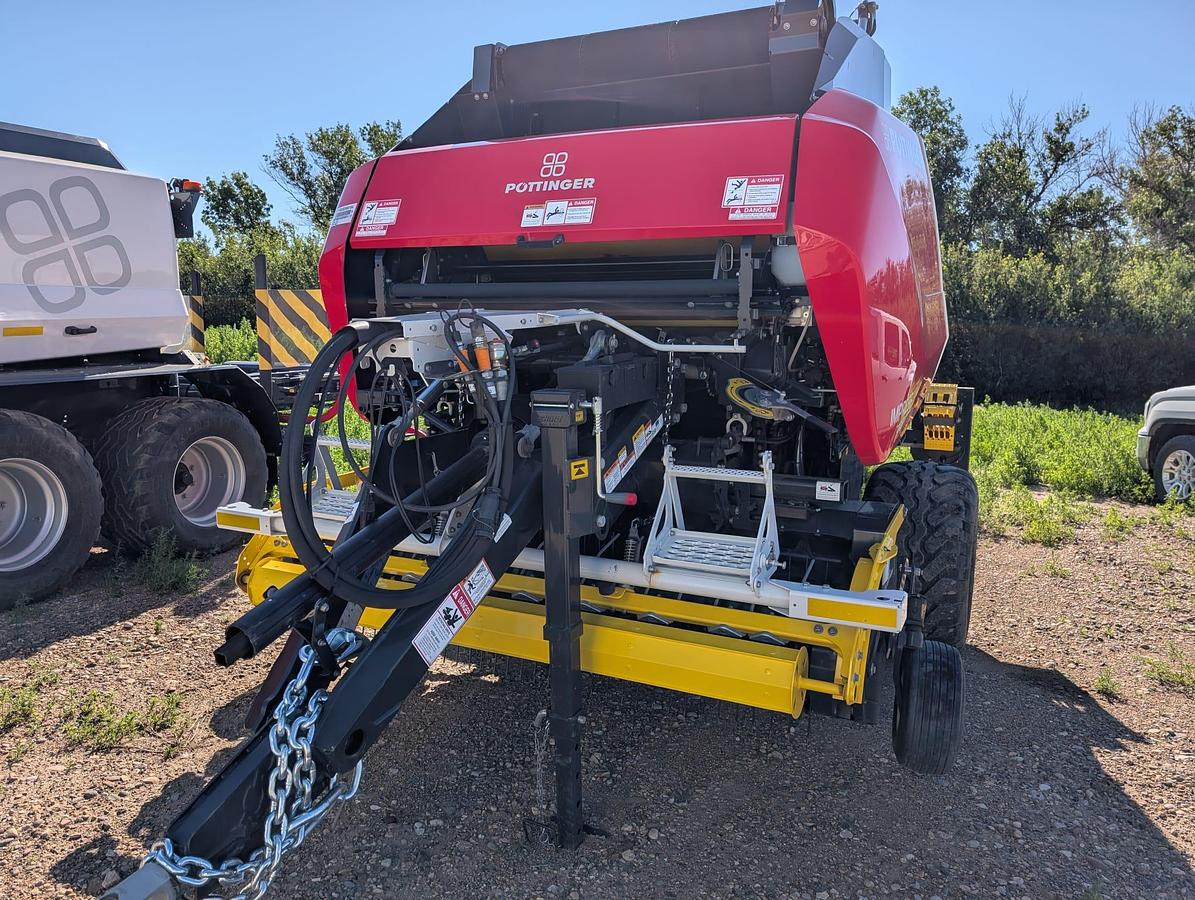 Used 2025 Pottinger Impress 3190 V Pro