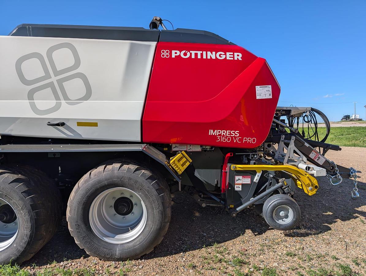 Used 2025 Pottinger Impress 3160 VC Pro