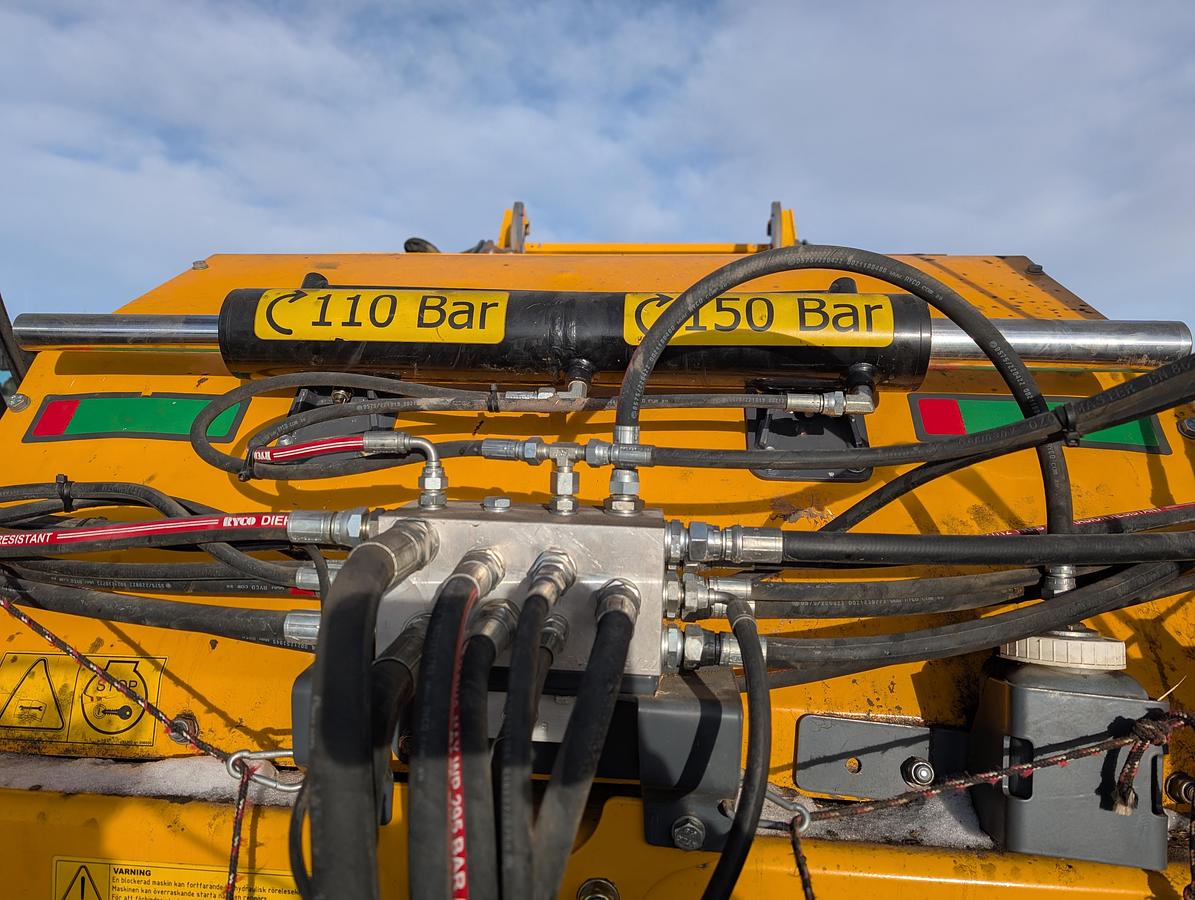 Used 2023 Elho 550 Scorpio Rock Picker C/w Sieve kit)