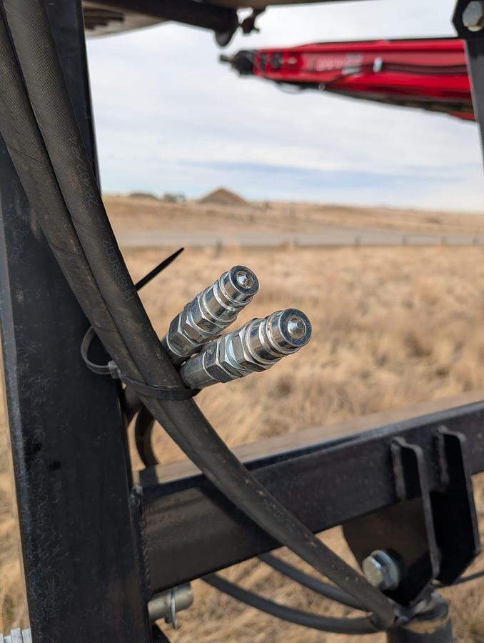 2024 RED RHINO 30 FT Stockpiler