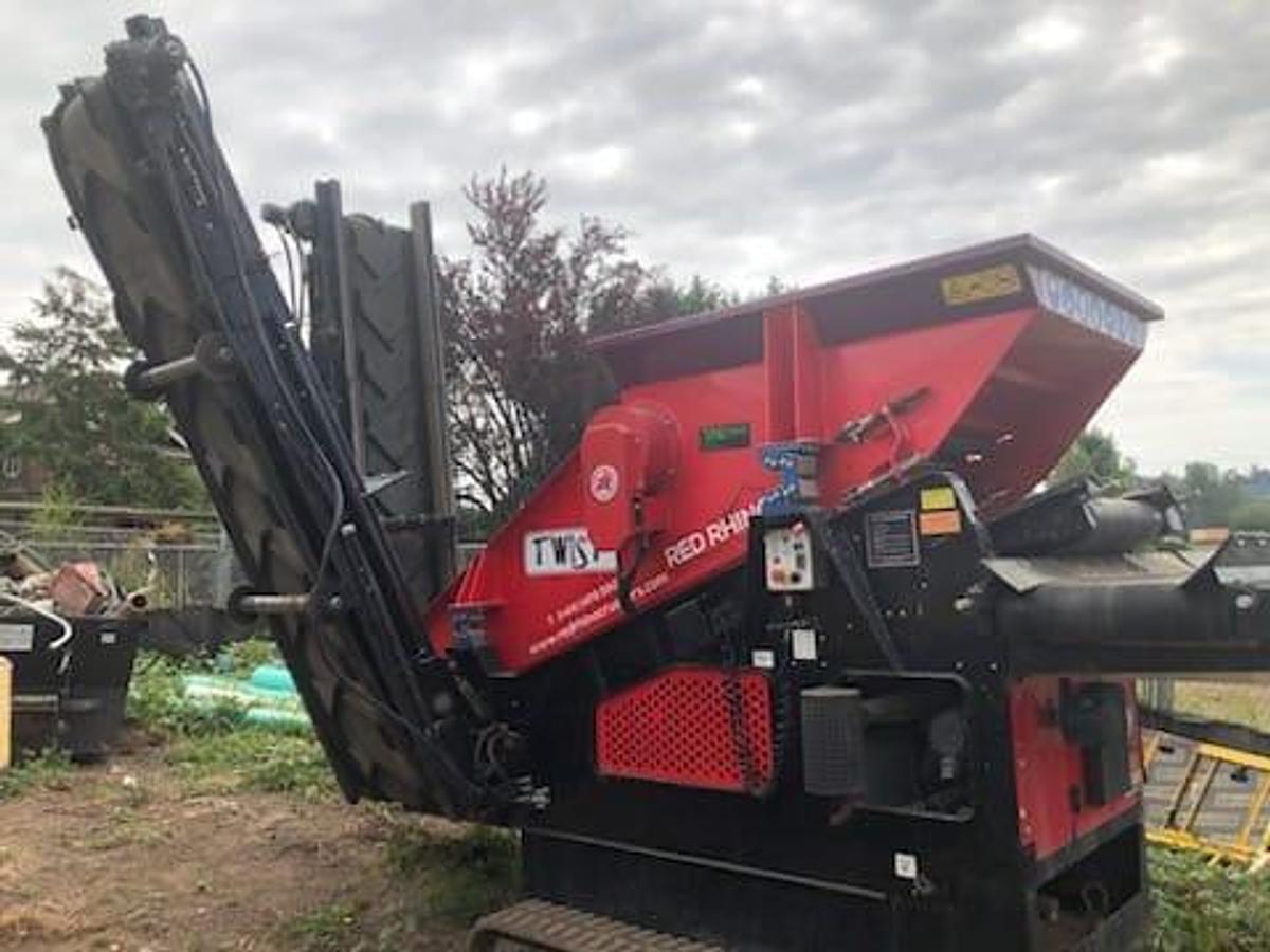 Used 2019 RED RHINO 3-Way Mobile Screener