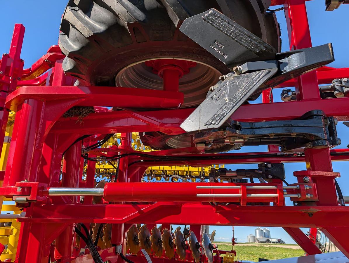 2025 Pottinger Terria 6040