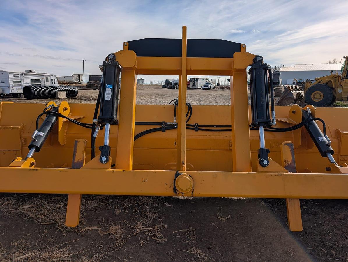 Used Custom Built 17 Ft Box Scraper