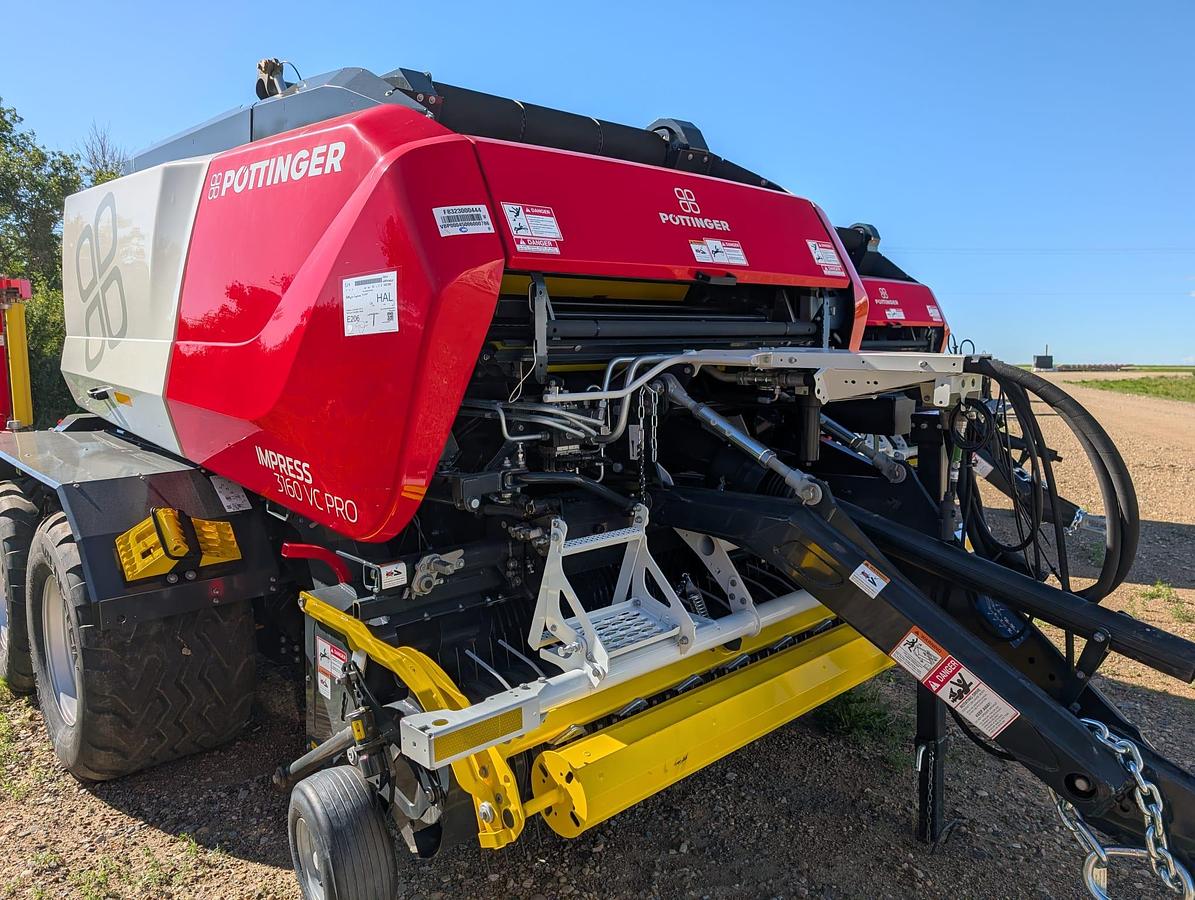 Used 2025 Pottinger Impress 3160 VC Pro