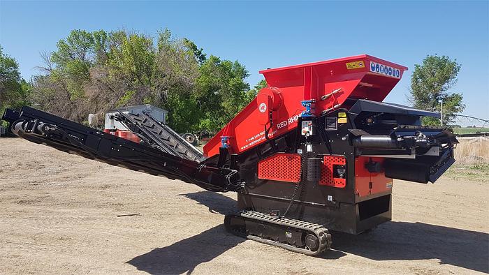 2023 RED RHINO 3-WAY SCREEN