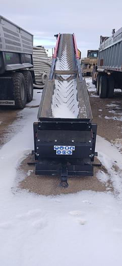 2024 RED RHINO 30 FT