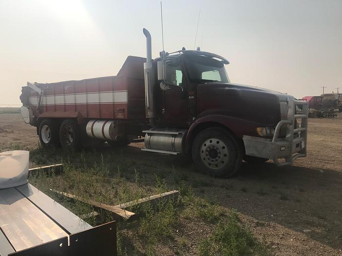 Used 2005 International 9400 i 6X4